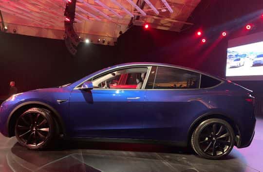 tesla-model-y-suv