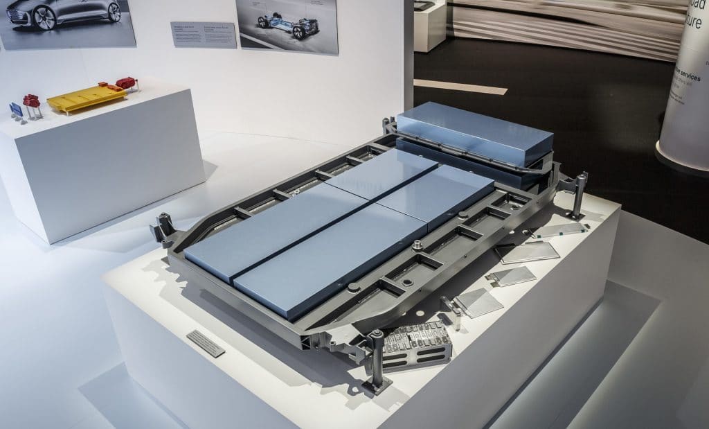 batteria auto elettrica